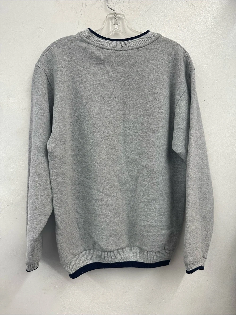 Chicago Illinois men’s grey crew neck sweater size medium vintage diport USA
